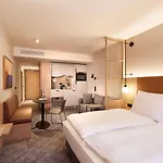 Adina Aparthotel 4*