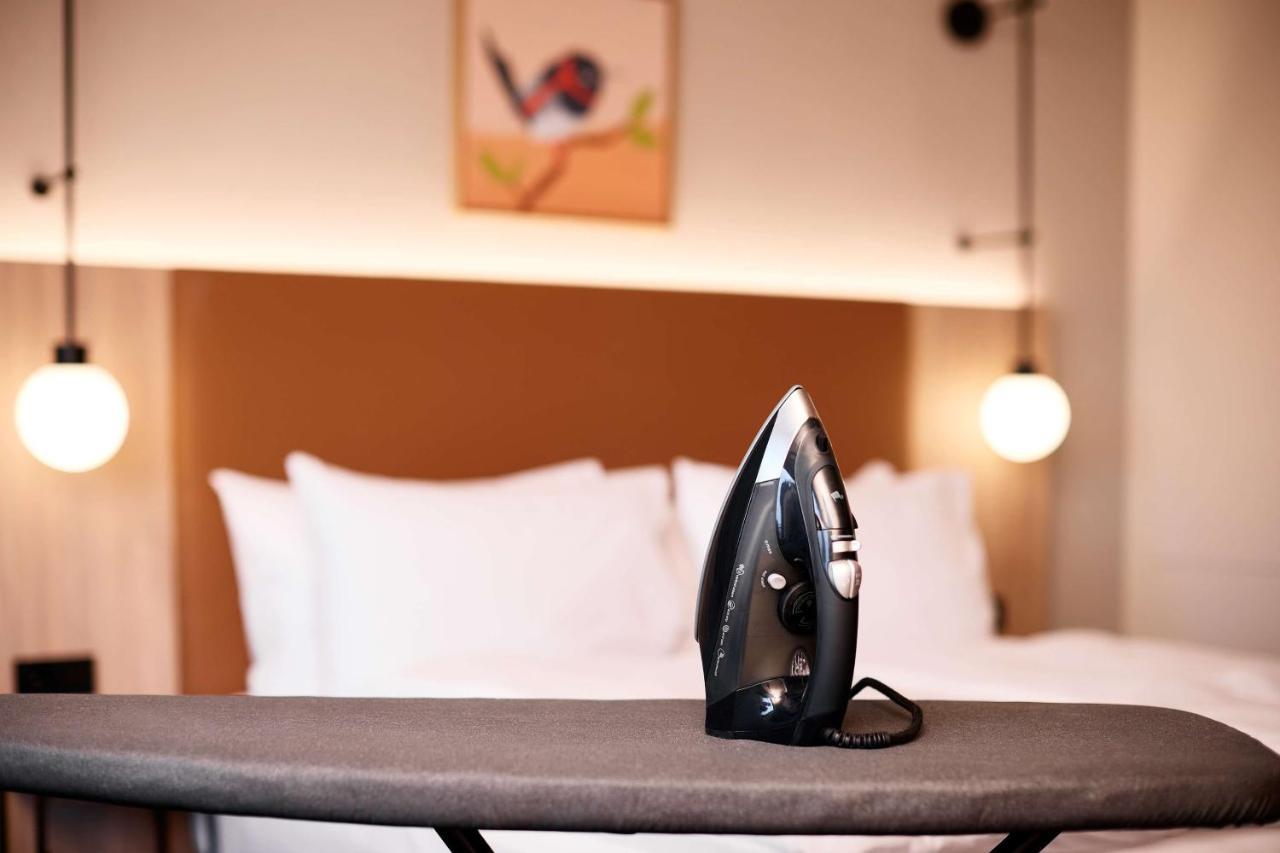 Adina Aparthotel 4*
