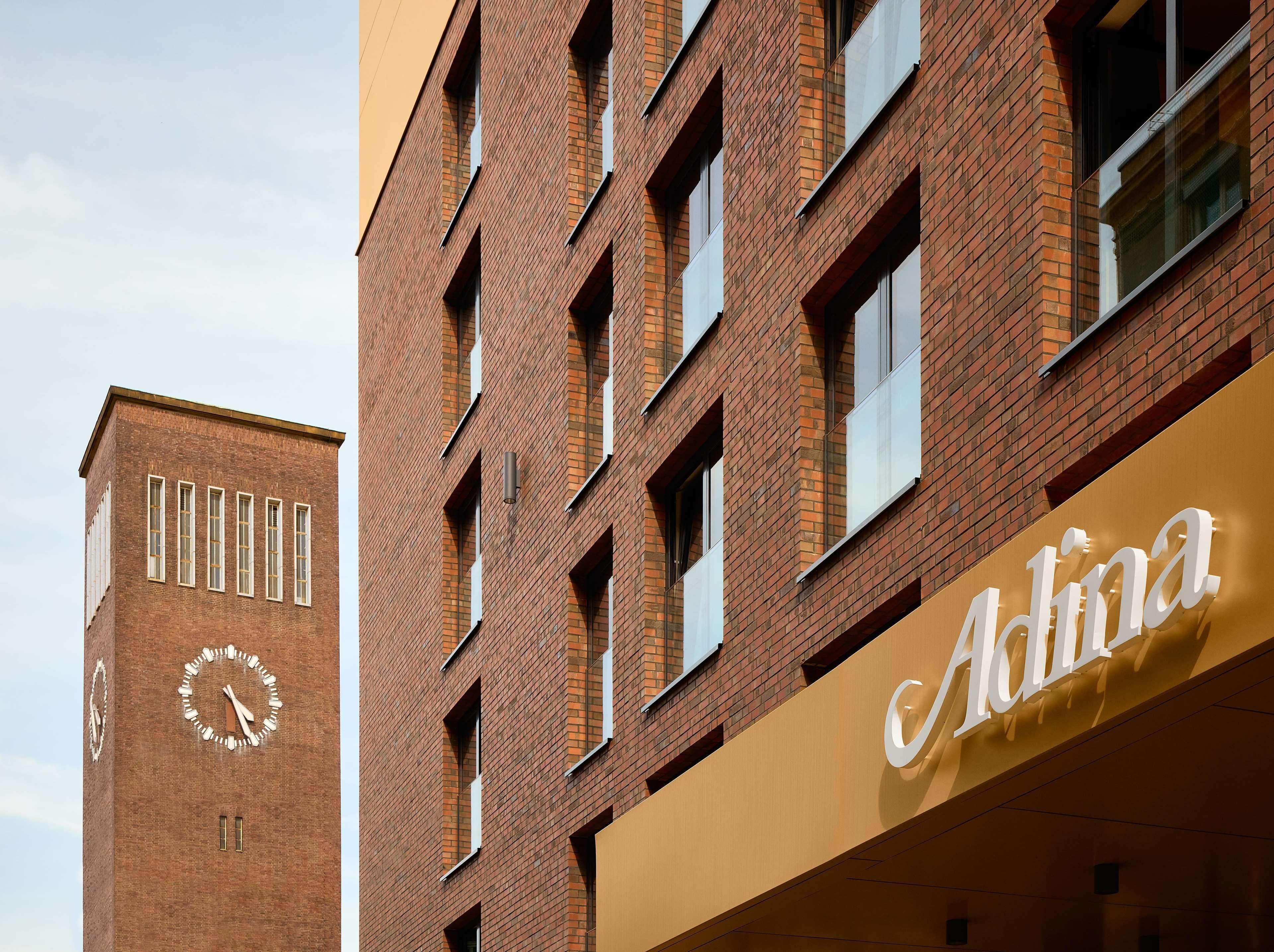 Adina Aparthotel 4*
